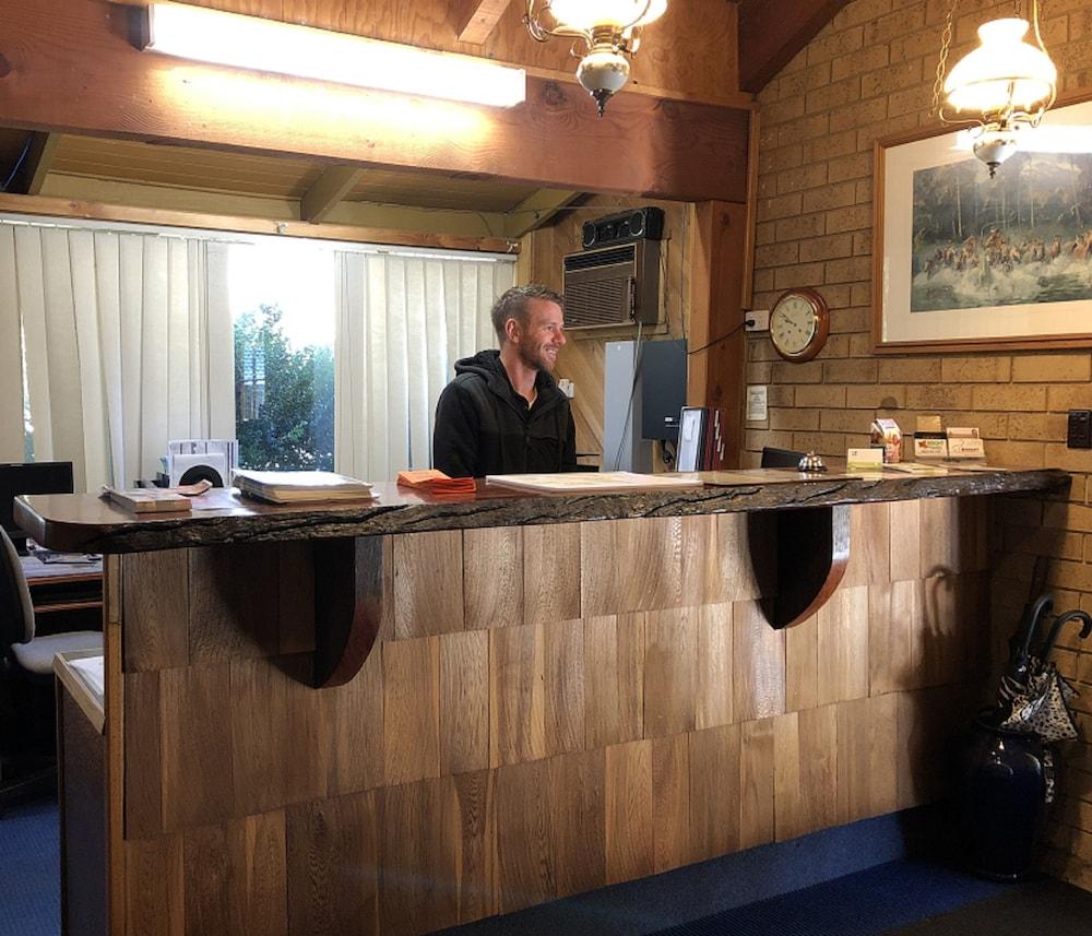 High Country Motor Inn Bright Buitenkant foto